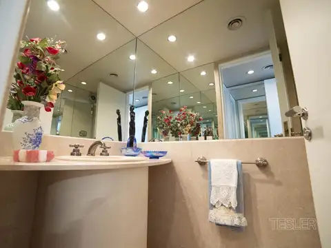 Departamento en Venta de 6 ambientes