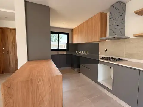 Casa en Venta en Lujan de Cuyo, USD 280.000