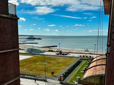 Venta Departamento 1 ambiente con Vista Lateral al Mar. Zona El Torreón