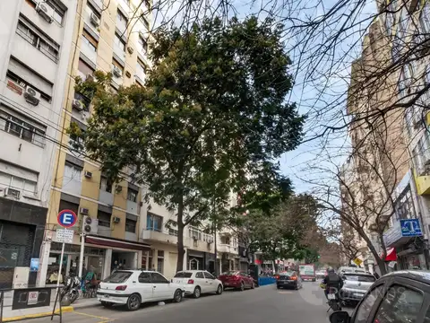 VENTA 2 AMBIENTES   A RECICLAR APTO VIVIENDA Y PROFESIONAL SAN NICOLAS