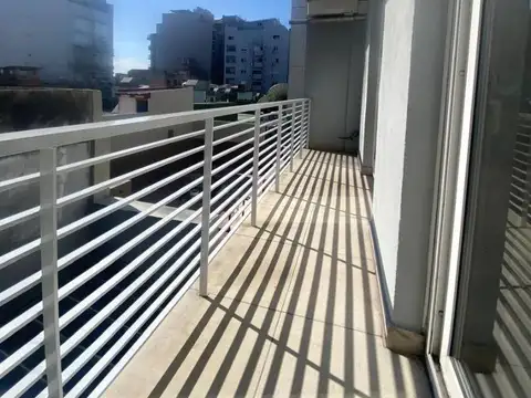 Oficina en Alquiler en Chacarita, $ 800.000