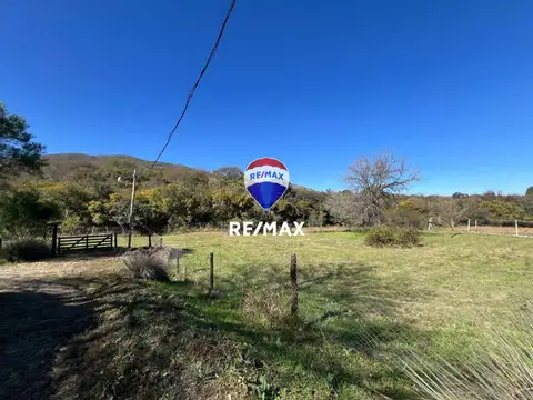 EN VENTA TERRENO CON ALAMBRADO EN LA CALDERILLA
