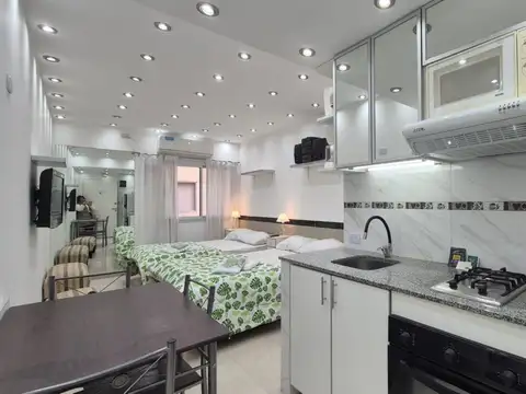 Venta departamento amoblado en San Nicolas Microcentro