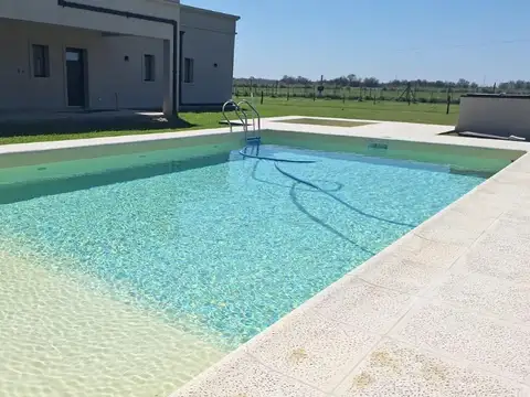Casa en Venta en Chacras de la Trinidad, USD 360.000