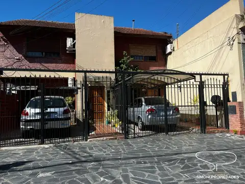 Duplex 4 ambientes con patio