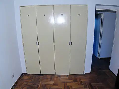 Departamento 5 ambientes con 2 baños