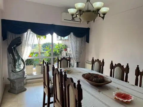 Departamento 4 ambientes con 3 baños