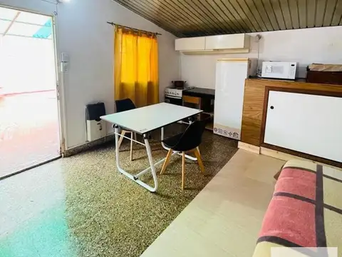 Depto Tipo Casa en Venta 38 años