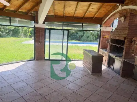 Casa en Venta en Campos De Álvarez, USD 330.000