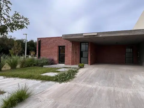 Casa en Venta en Cordoba, USD 275.000
