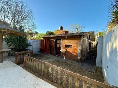 Casa en Venta con 1 cochera