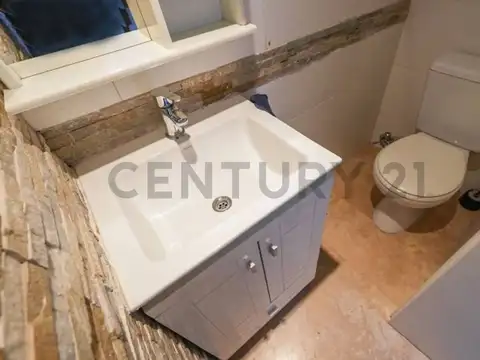 Depto Tipo Casa en Venta en Villa del Parque, USD 149.000