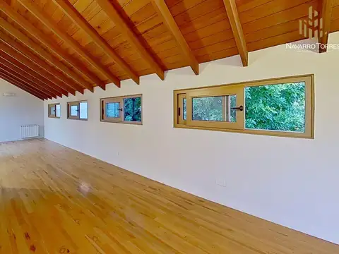 Casa 7 ambientes con 5 baños