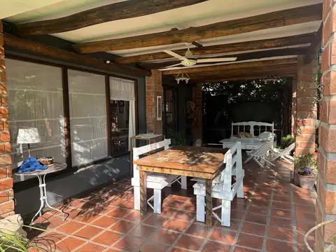 Casa en Alquiler de 2 dormitorios