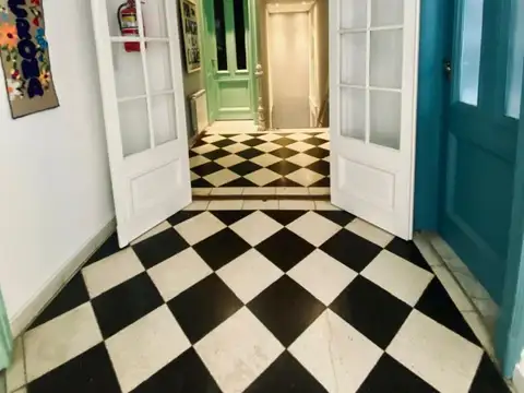 Depto Tipo Casa en Venta de 5 ambientes