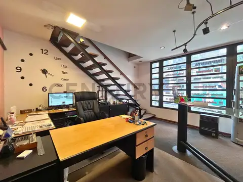 San Juan 800, Piso 831
