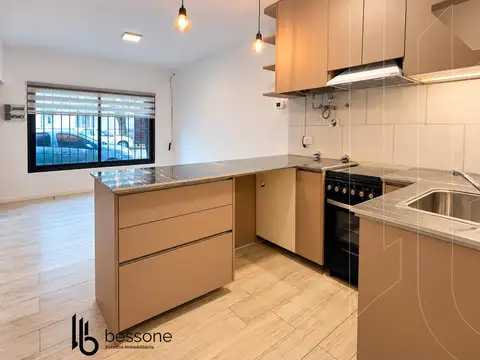 PH 2 Ambientes Moderno Reciclado La Perla al frente Alquiler
