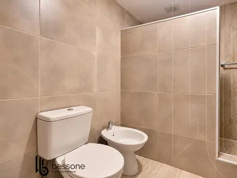 Depto Tipo Casa en Alquiler al Este
