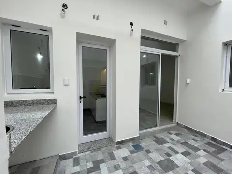 ANIQUILA INCONFORMISTAS  casita  PH PB frente A RE-ESTRENAR