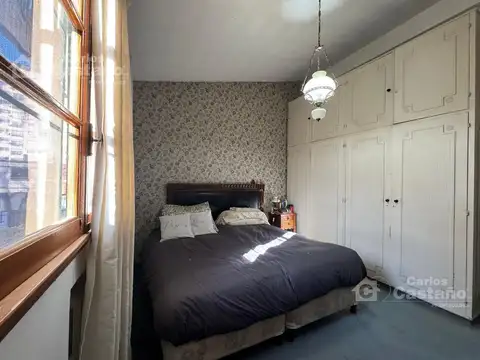 Casa 6 ambientes con 2 baños