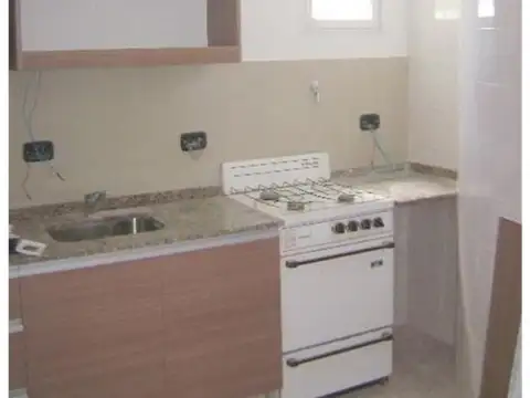 Depto Tipo Casa en Alquiler de 2 dormitorios