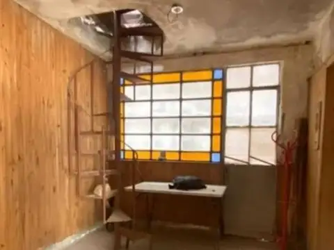 Depto Tipo Casa en Venta en Versalles, USD 135.000