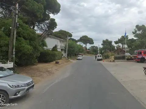 Paseo 104 e/ Avenida 5 y Avenida 6