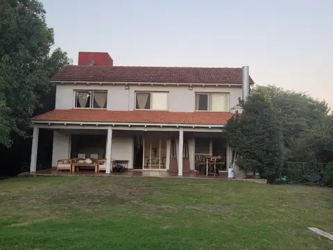 Casa en Alquiler de 3 dormitorios