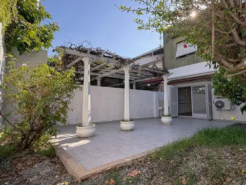 Depto Tipo Casa en Venta de 4 ambientes