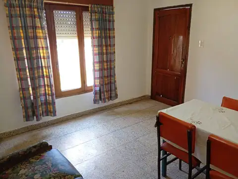 Casa en Venta en Castelar, USD 45.000