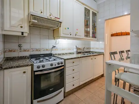 Departamento 4 ambientes con 2 baños