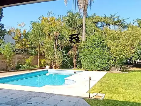 Venta - Excelente Casa Quinta de 1172 m2- Los Cardales – Exaltación de la Cruz