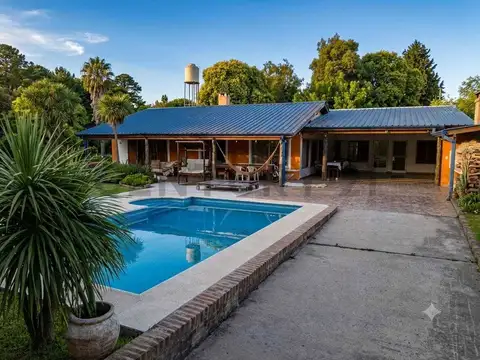 Venta - Excelente Casa Quinta de 1172 m2- Los Cardales – Exaltación de la Cruz