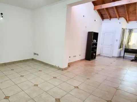 Casa en Venta en Ramos Mejia, USD 120.000