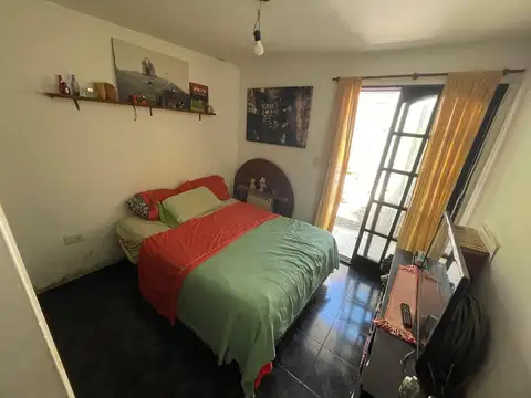 Depto Tipo Casa 2 ambientes con 1 baño