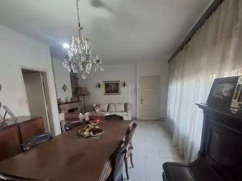 EXCELENTE OPORTUNIDAD! Casa en Barrio Parque Vélez Sarsfield