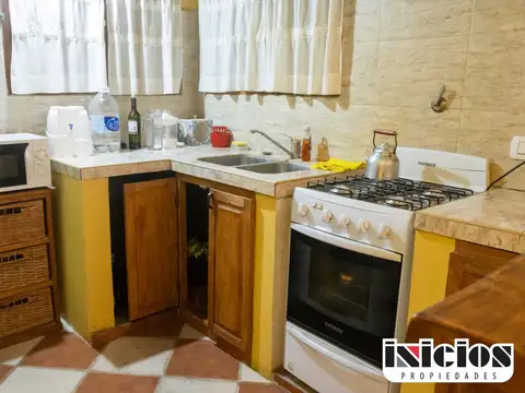 Chalet: Carreras e/Andrade y Obligado - C390