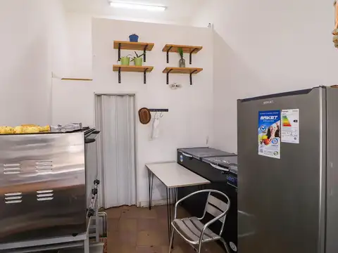 Fondo Comercio en Venta en Parque Chacabuco, USD 36.000
