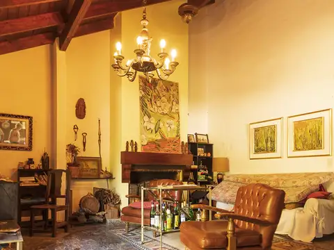 Quinta en Venta en Countries y Barrios Cerrados en Exaltacion De La Cruz, USD 240.000