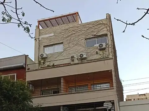 Venta 2 ambientes con cochera en Belgrano R