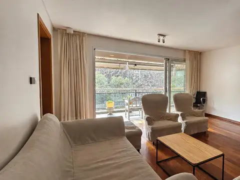 Departamento venta 3 dormitorios, dependencia, cochera y baulera en San Isidro