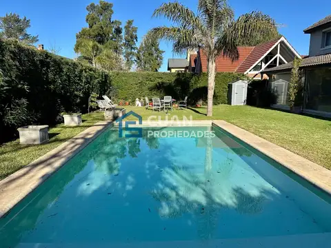 Casa en Venta con 5 cocheras