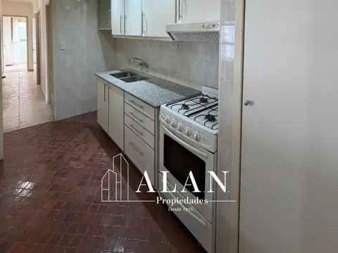 Departamento 4 ambientes con 2 baños