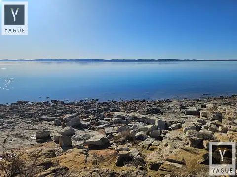 Lago Muster - 7.000 has y 15 km de costa del Lago - Pesca - Turismo