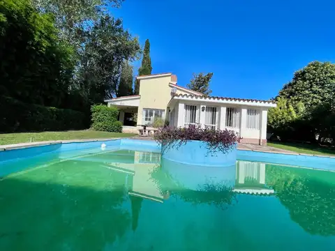 Terreno + dúplex en venta | Av. Juan Domingo Perón 885 – Vil