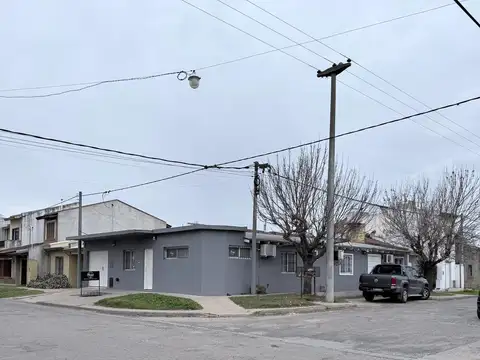 CASA CON LOCAL EN VENTA – EXCELENTE OPORTUNIDAD DE INVERSIÓN