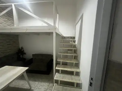 Depto Tipo Casa en Venta de 1 dormitorio