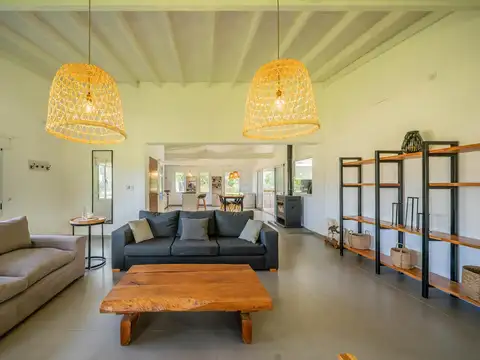 Casa en Venta al Oeste