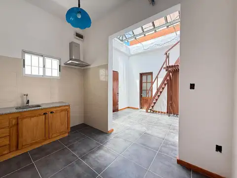 Casa 3 ambientes con 1 baño