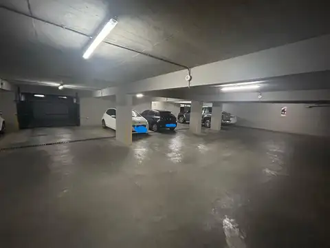 Cochera en Venta Pichincha